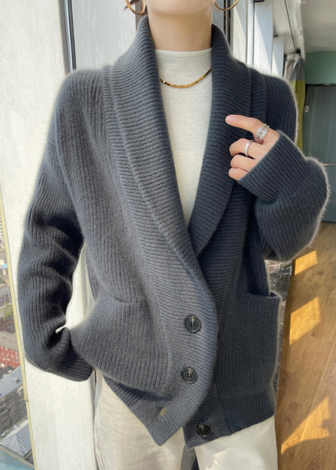Beautifully Finished Cardigan in a Timeless Design