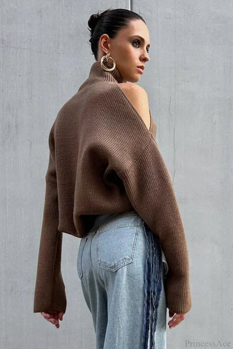 Gracefully Styled Sweater for Any Occasion