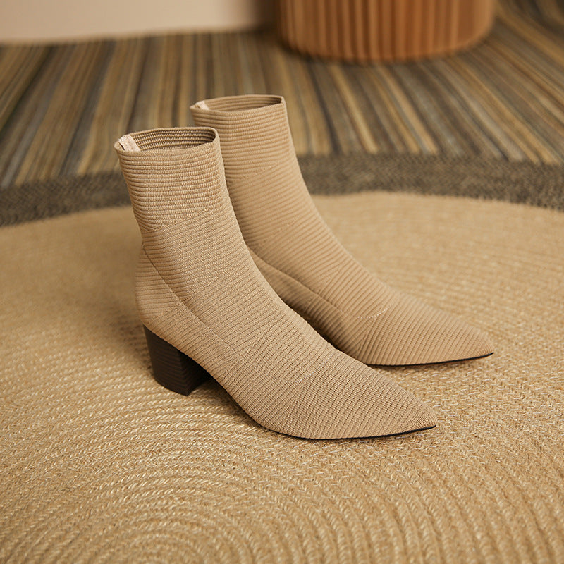 Well Tailored Boots with a Graceful Silhouette