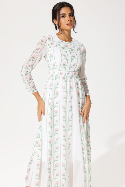 Sophisticated Dress with a Clean Classic Look