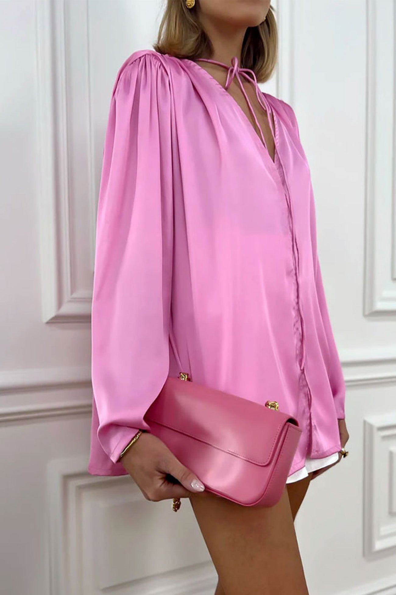Sophisticated Blouse with a Clean Classic Look