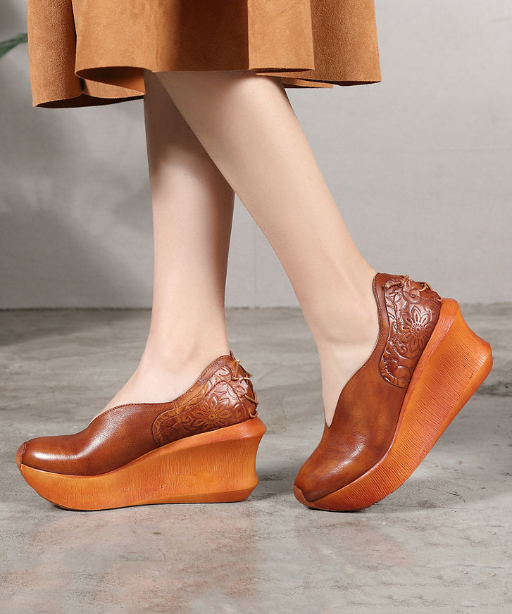 Sophisticated Garment with a Clean Classic Look