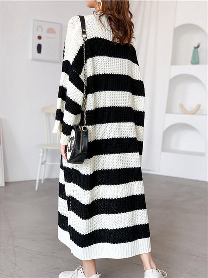 Well Tailored Sweater with a Graceful Silhouette