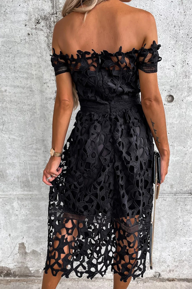 Classic Vintage & Enduringly Stylish Dress