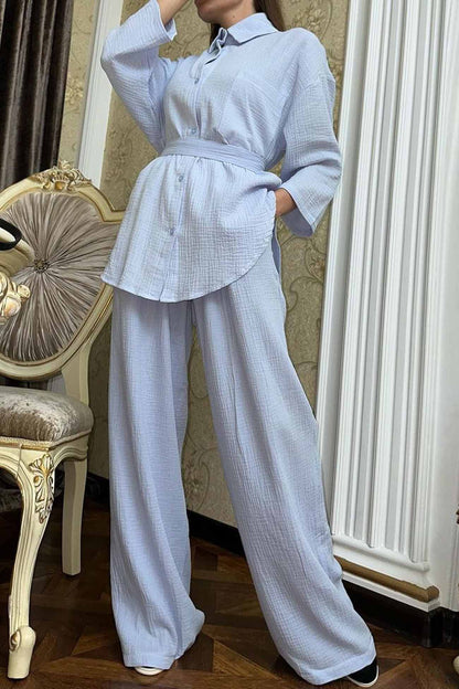 Classic Vintage Pants with a Flattering Fit