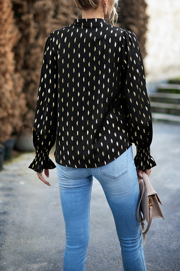 Gracefully Styled Pullover for Any Occasion
