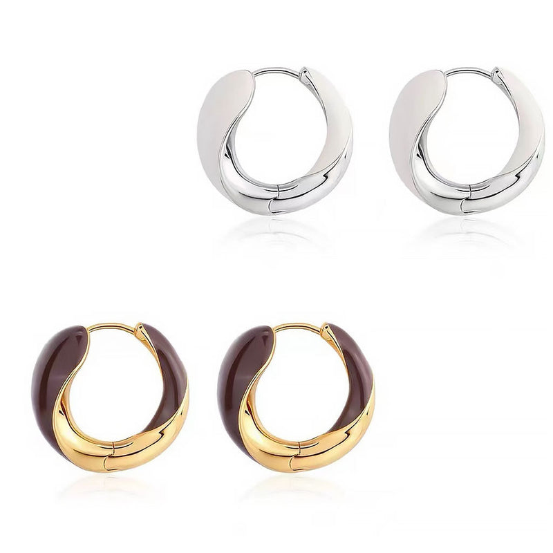 Effortlessly Elegant Garment with a Timeless Design