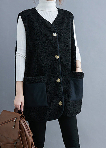 Well Tailored Coat with a Graceful Silhouette