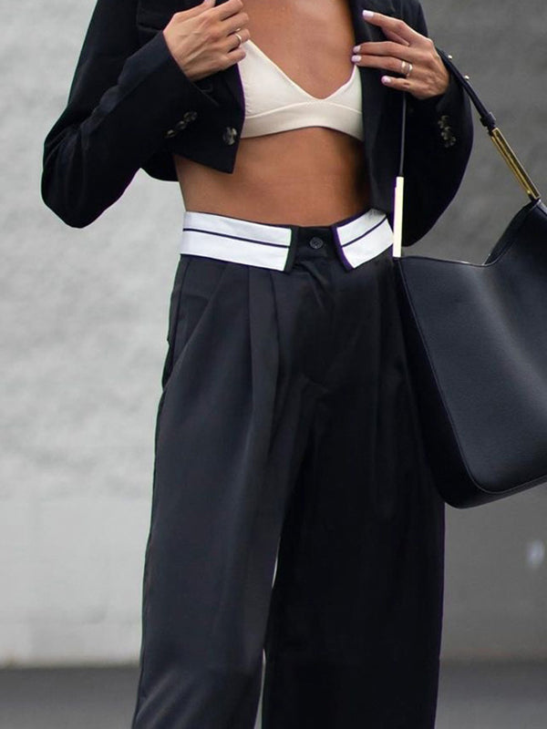 Effortlessly Elegant Pants with a Timeless Design