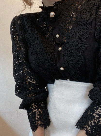 Sophisticated Blouse with a Clean Classic Look