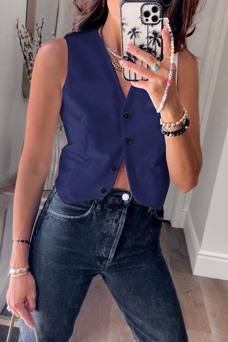 Classic Vintage Top with a Flattering Fit