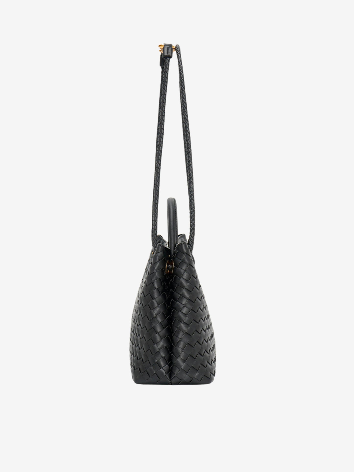 Beautifully Finished Bag in a Timeless Design