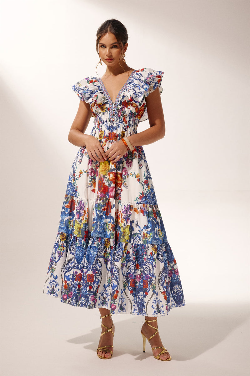 Beautifully Crafted Dress in a Classic Style
