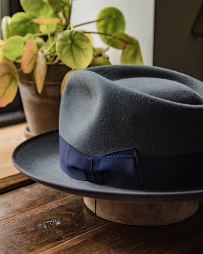 Well Tailored Garment with a Graceful Silhouette