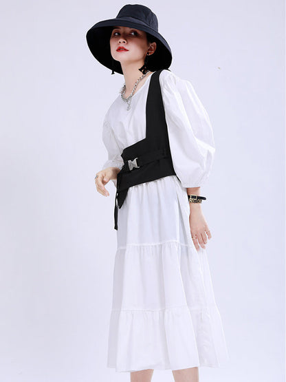Effortlessly Elegant Garment with a Timeless Design