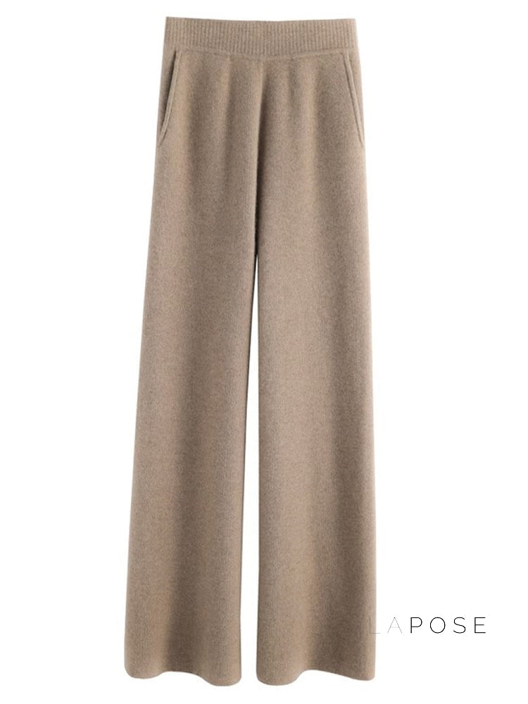 Beautifully Finished Pants in a Timeless Design