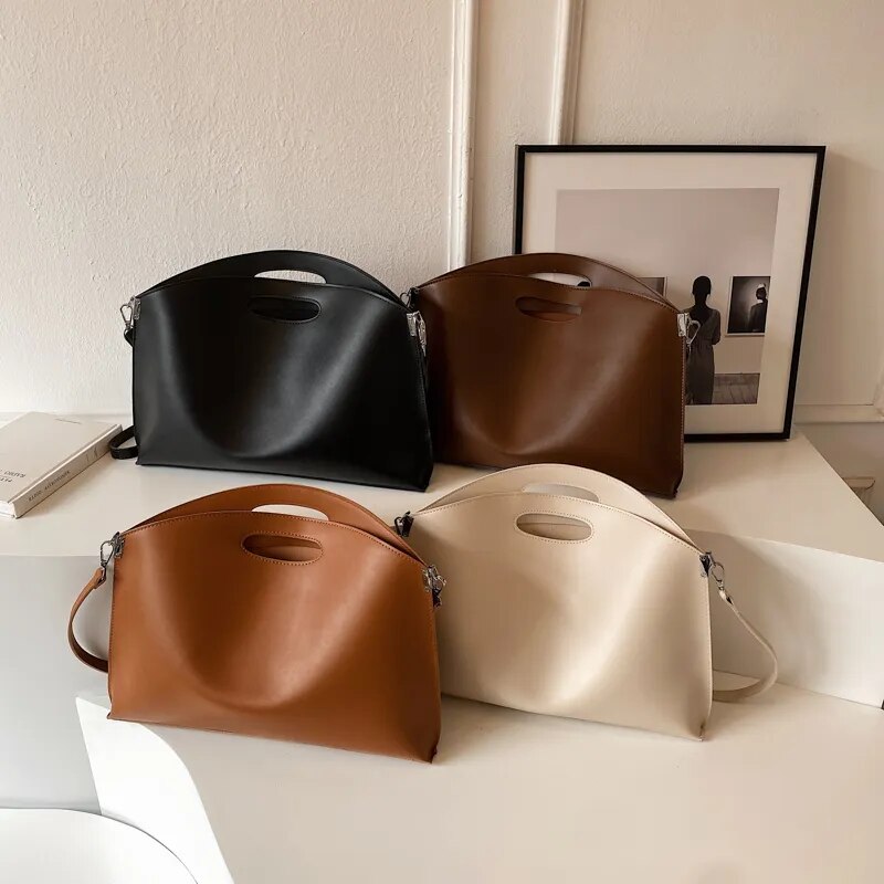 Gracefully Styled Bag for Any Occasion