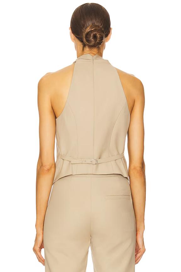 A Vintage Style Top with Delicate Timeless Details