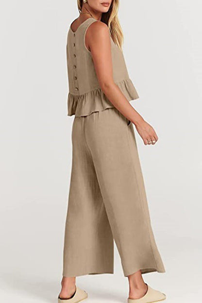 Gracefully Styled Garment for Any Occasion