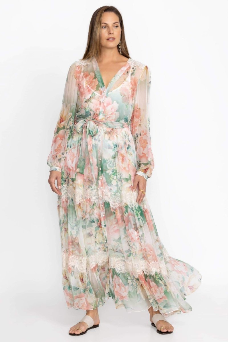 A Vintage Style Dress with Delicate Timeless Details