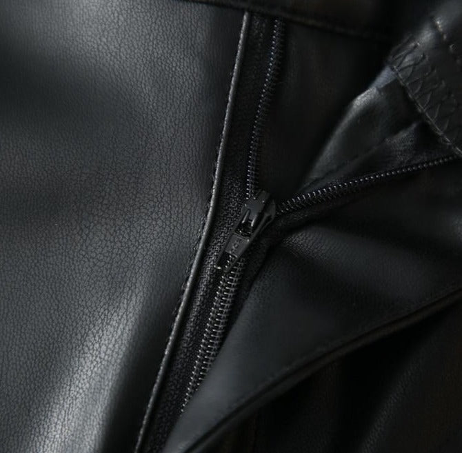 Beautifully Finished Pants in a Timeless Design