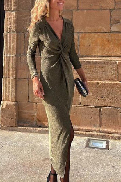 Gracefully Styled Dress for Any Occasion