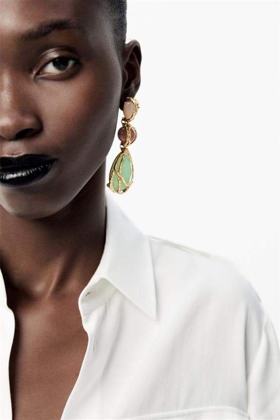 Well Tailored Garment with a Graceful Silhouette