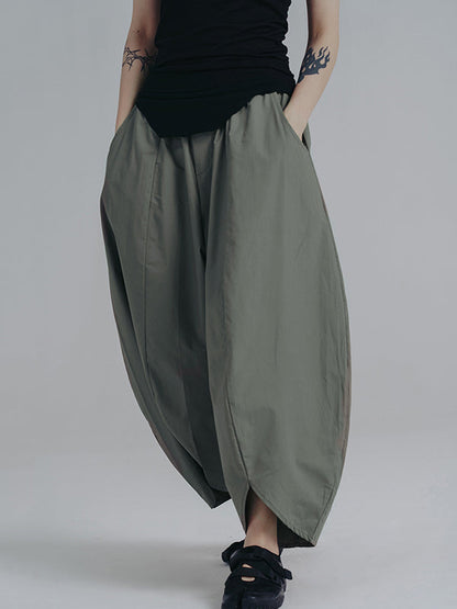 Well Tailored Pants with a Graceful Silhouette