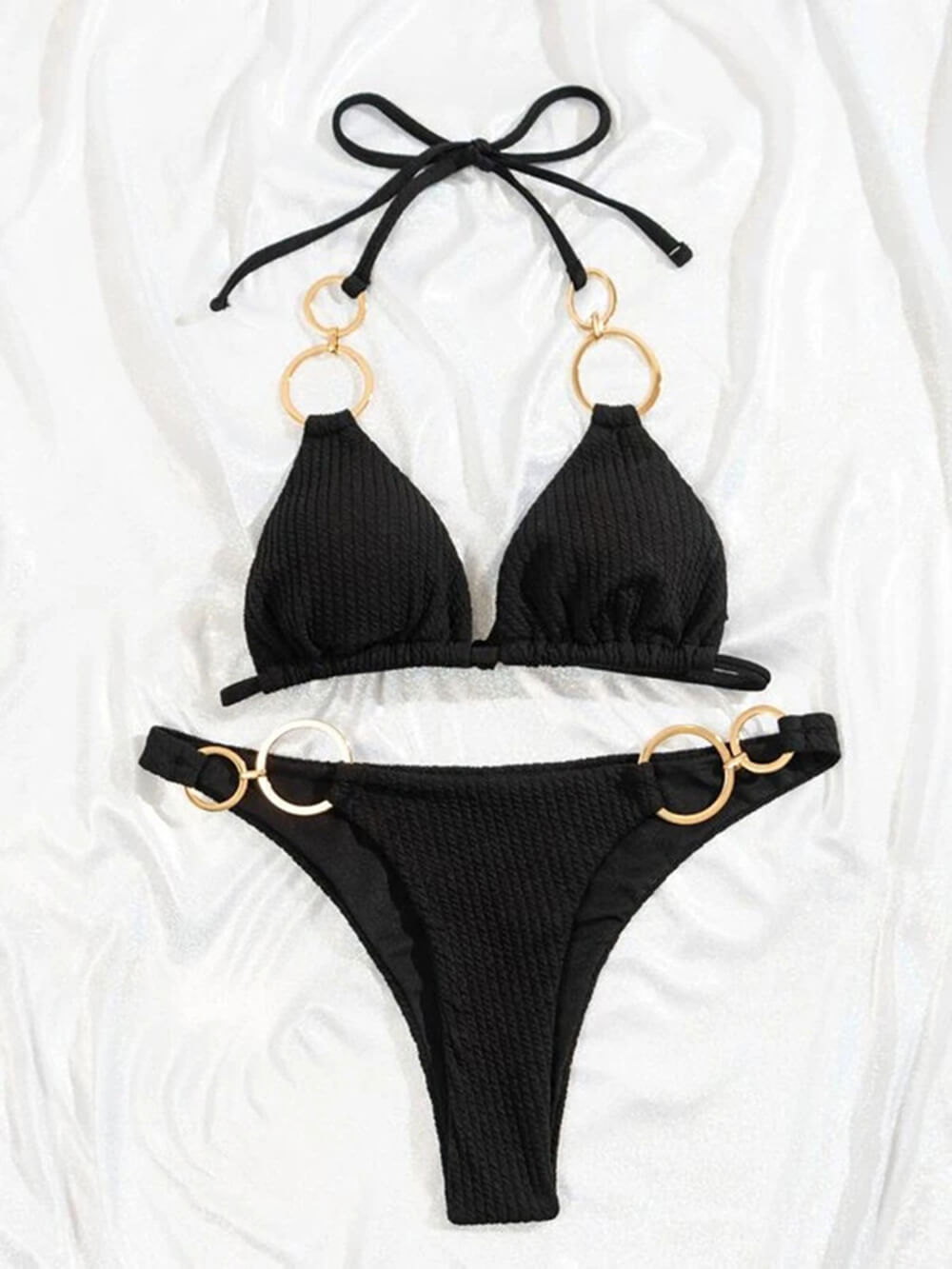 Beautifully Crafted Bikini in a Classic Style