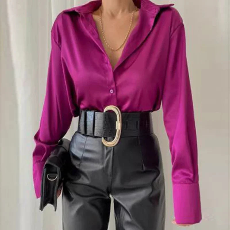 Beautifully Crafted Blouse in a Classic Style