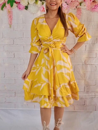 Classic Vintage Dress with a Flattering Fit