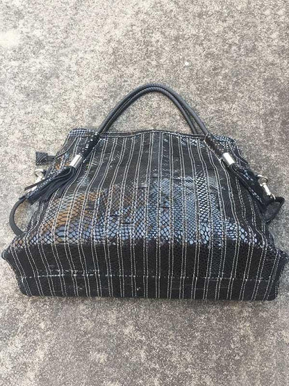 Beautifully Crafted Bag in a Classic Style