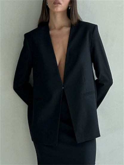 Sophisticated Coat with a Clean Classic Look