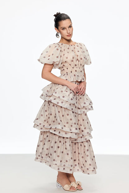 Sophisticated Garment with a Clean Classic Look