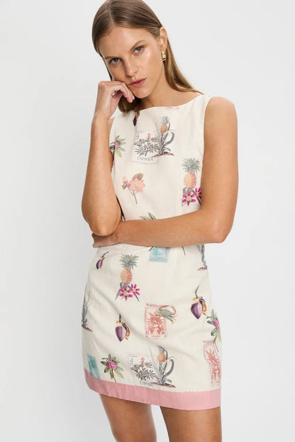 Sophisticated Dress with a Clean Classic Look