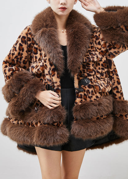 Gracefully Styled Coat for Any Occasion