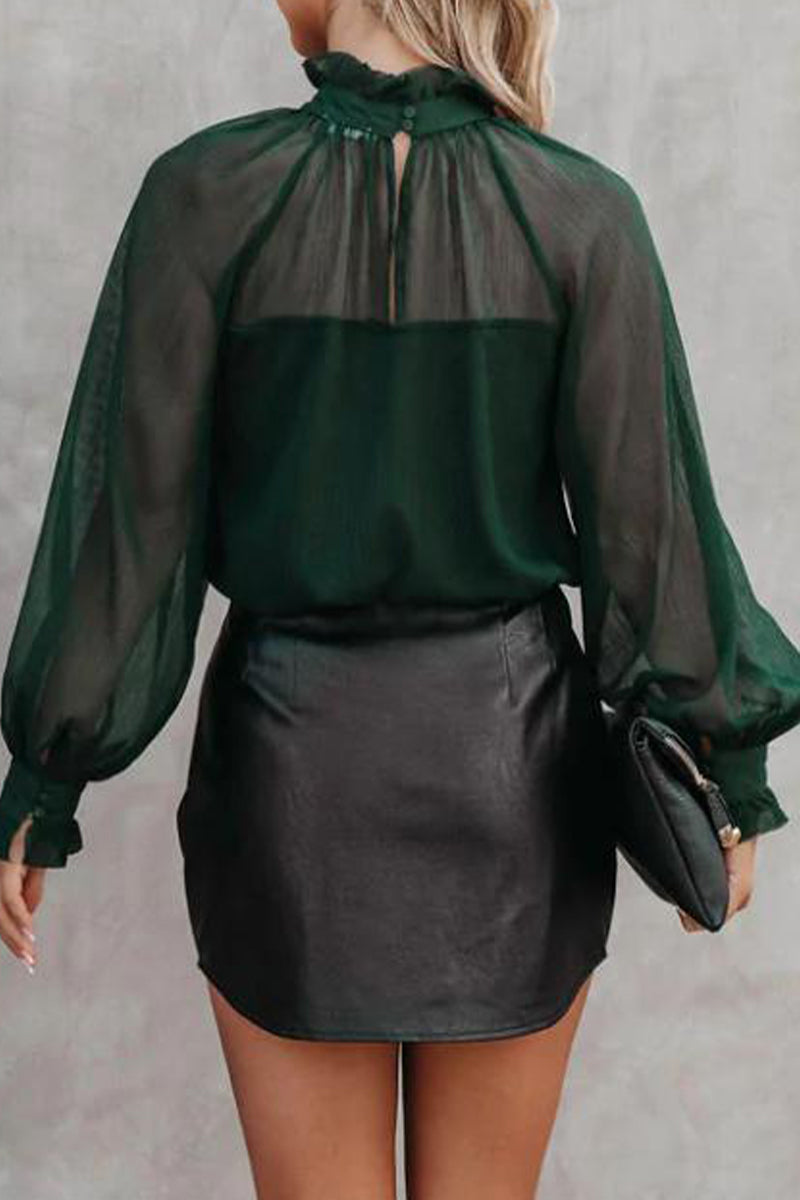 Polished Top with an Effortless Classic Look
