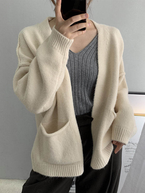 Classic Vintage Cardigan with a Flattering Fit
