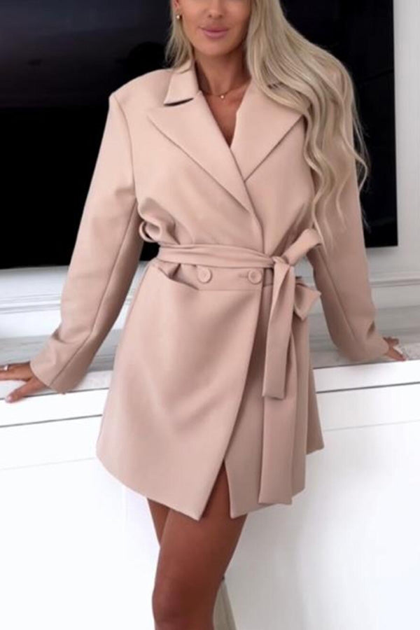 Elegantly Styled Jacket for Everyday Wear