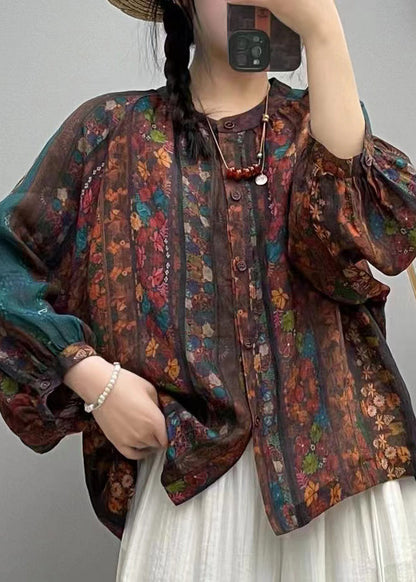 Well Tailored Blouse with a Graceful Silhouette