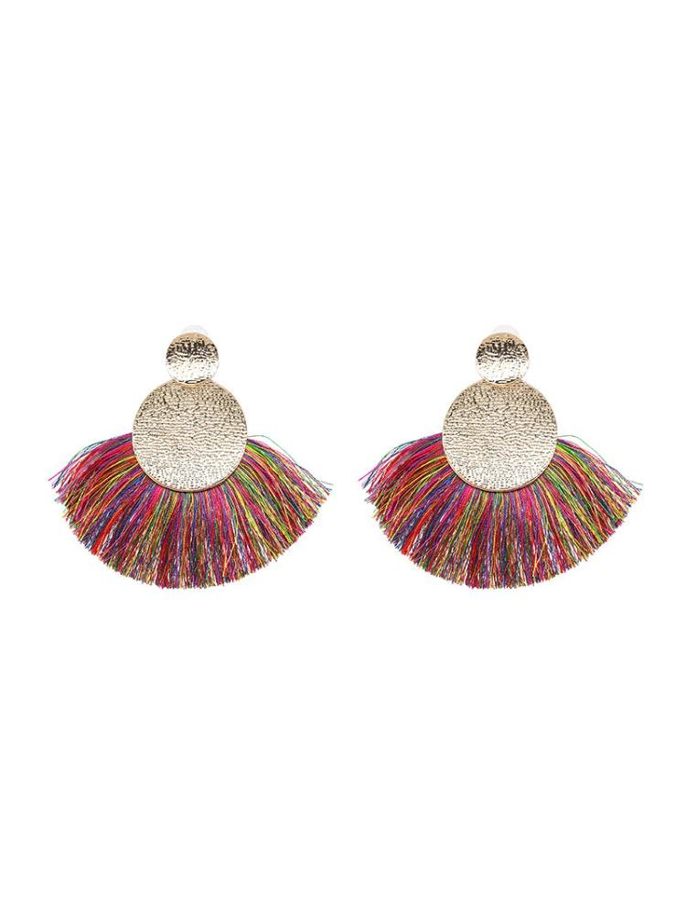 Gracefully Styled Garment for Any Occasion