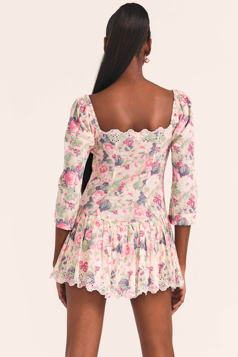 Classic Vintage & Enduringly Stylish Dress