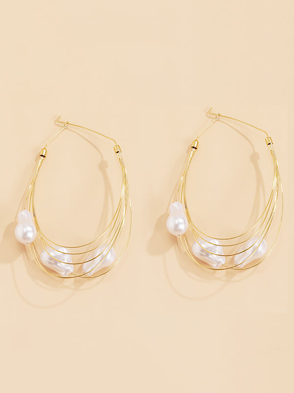 Effortlessly Elegant Garment with a Timeless Design