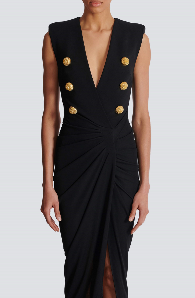 Beautifully Finished Dress in a Timeless Design