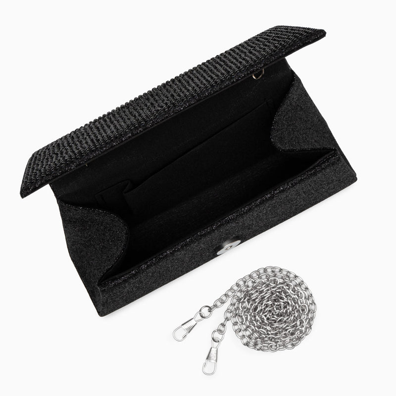 Beautifully Finished Bag in a Timeless Design