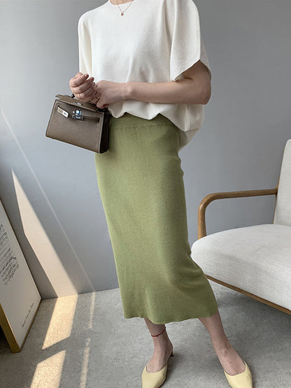 Effortlessly Elegant Sweater with a Timeless Design