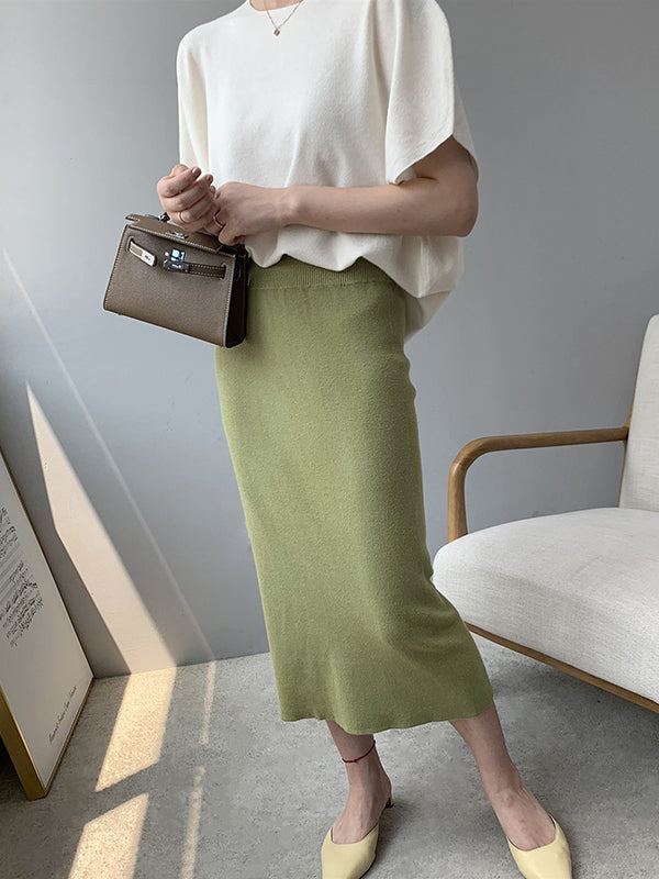 Effortlessly Elegant Sweater with a Timeless Design