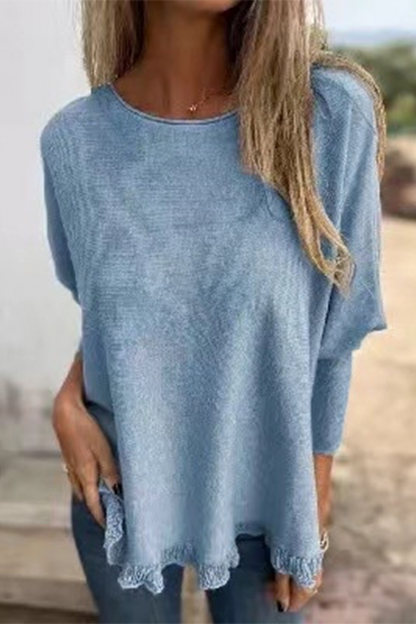 Well Tailored Sweater with a Graceful Silhouette