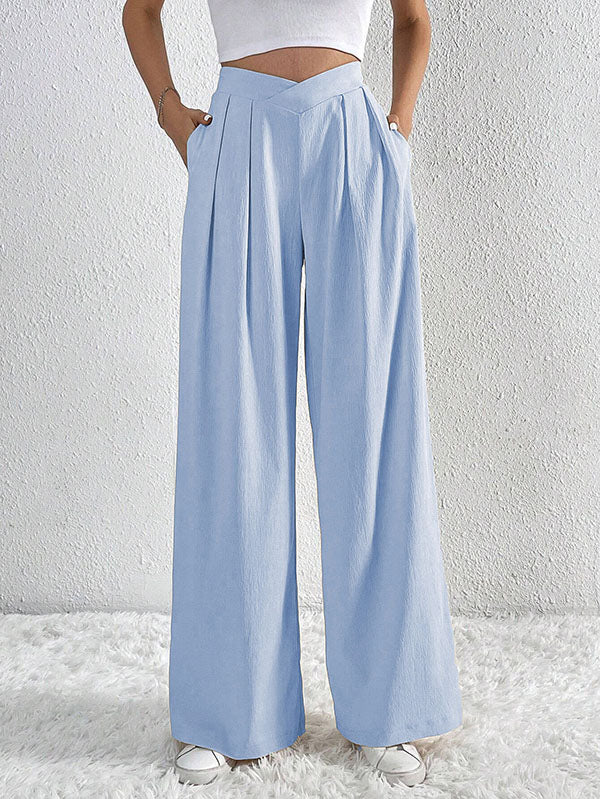 Polished Trousers with an Effortless Classic Look