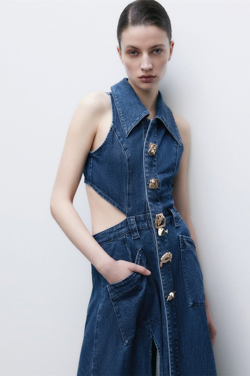A Vintage Style Dress with Delicate Timeless Details